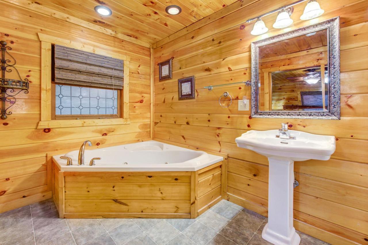 비둘기 포지 Country Oaks Cabin 빌라 외부 사진